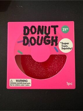 J’dore Donut Dough Squishy Toy - Pink